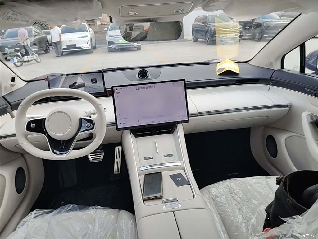 Luxeed S7, 2025 10