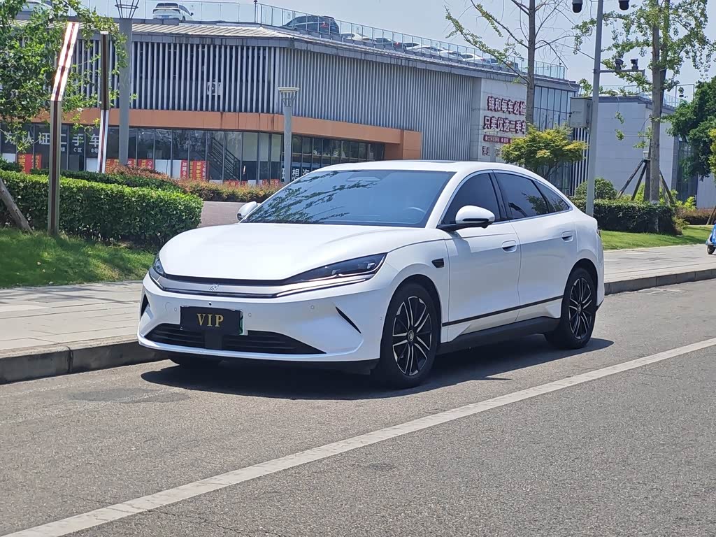 BYD Qin L