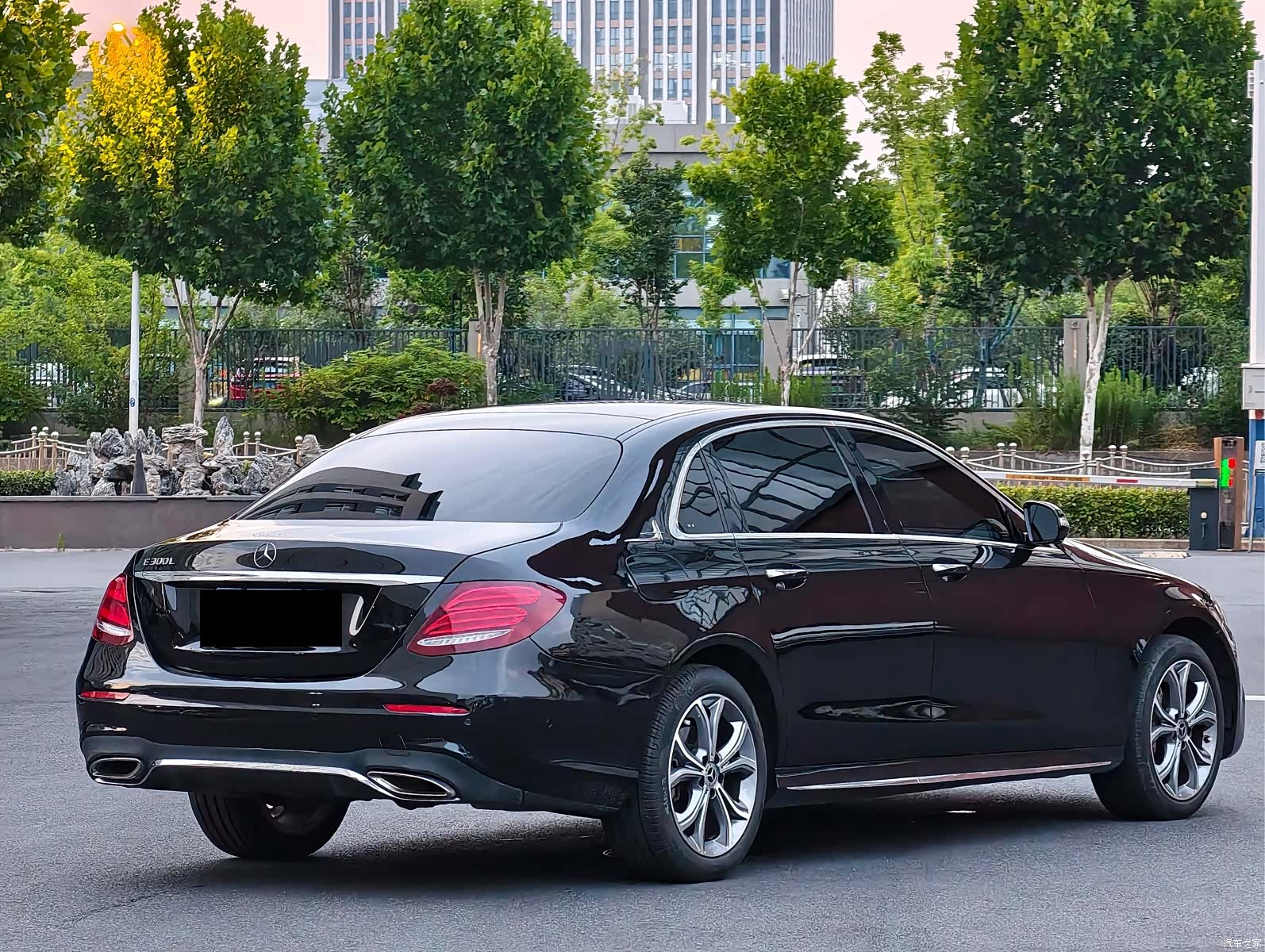 Mercedes-Benz E-Class, 2020 11
