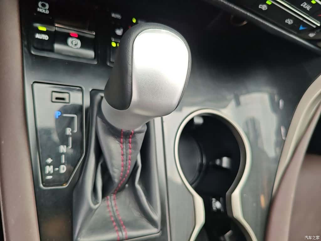 Lexus RX, 2019 14