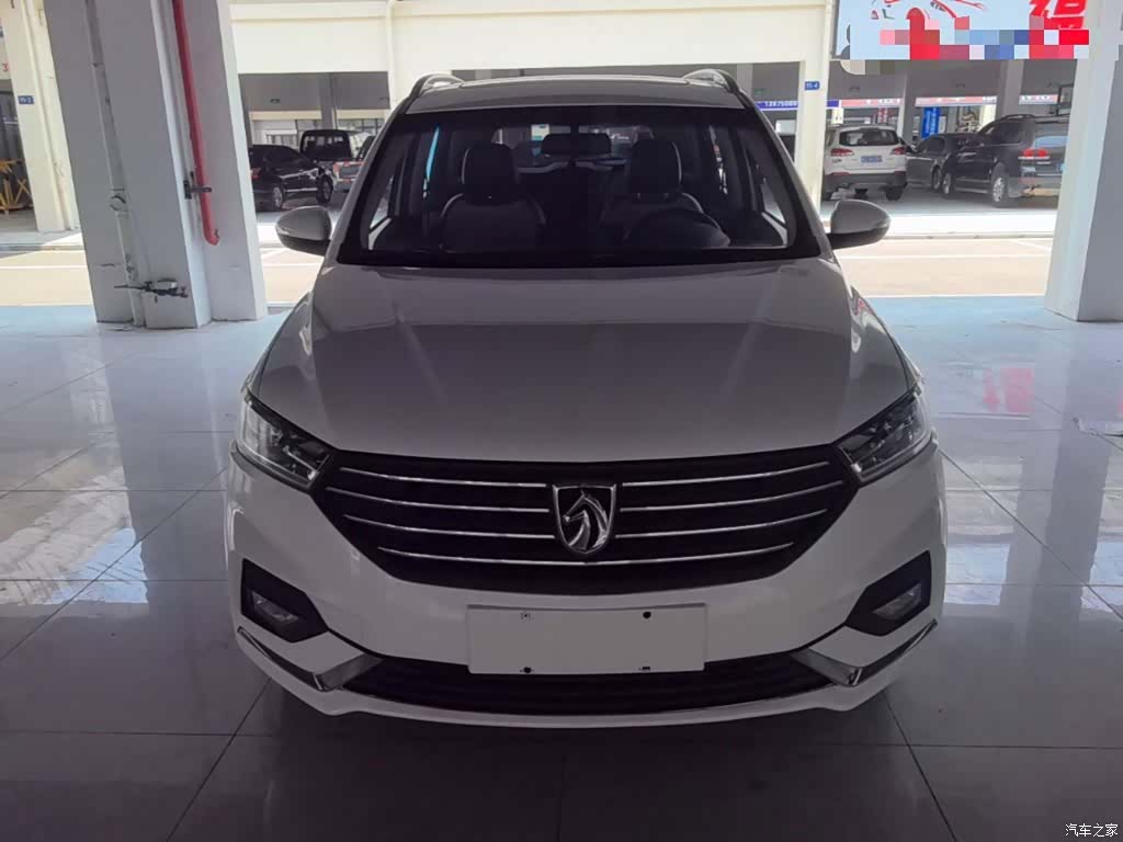 Wuling 360, 2018 3