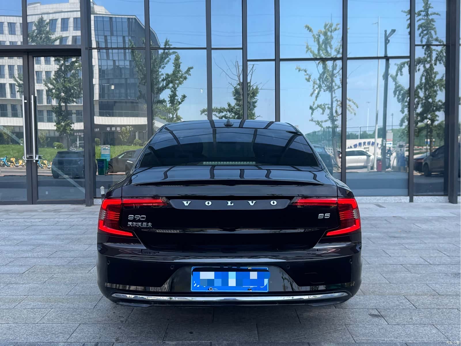 Volvo S90, 2023 3