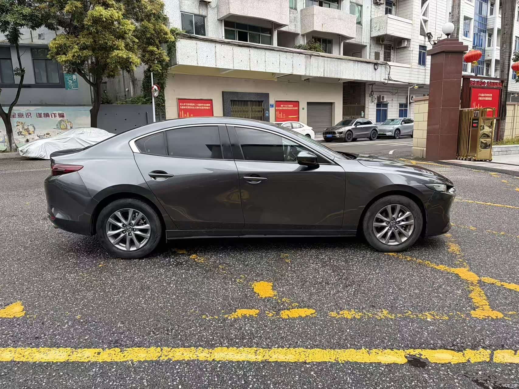 Mazda Mazda3, 2023 4