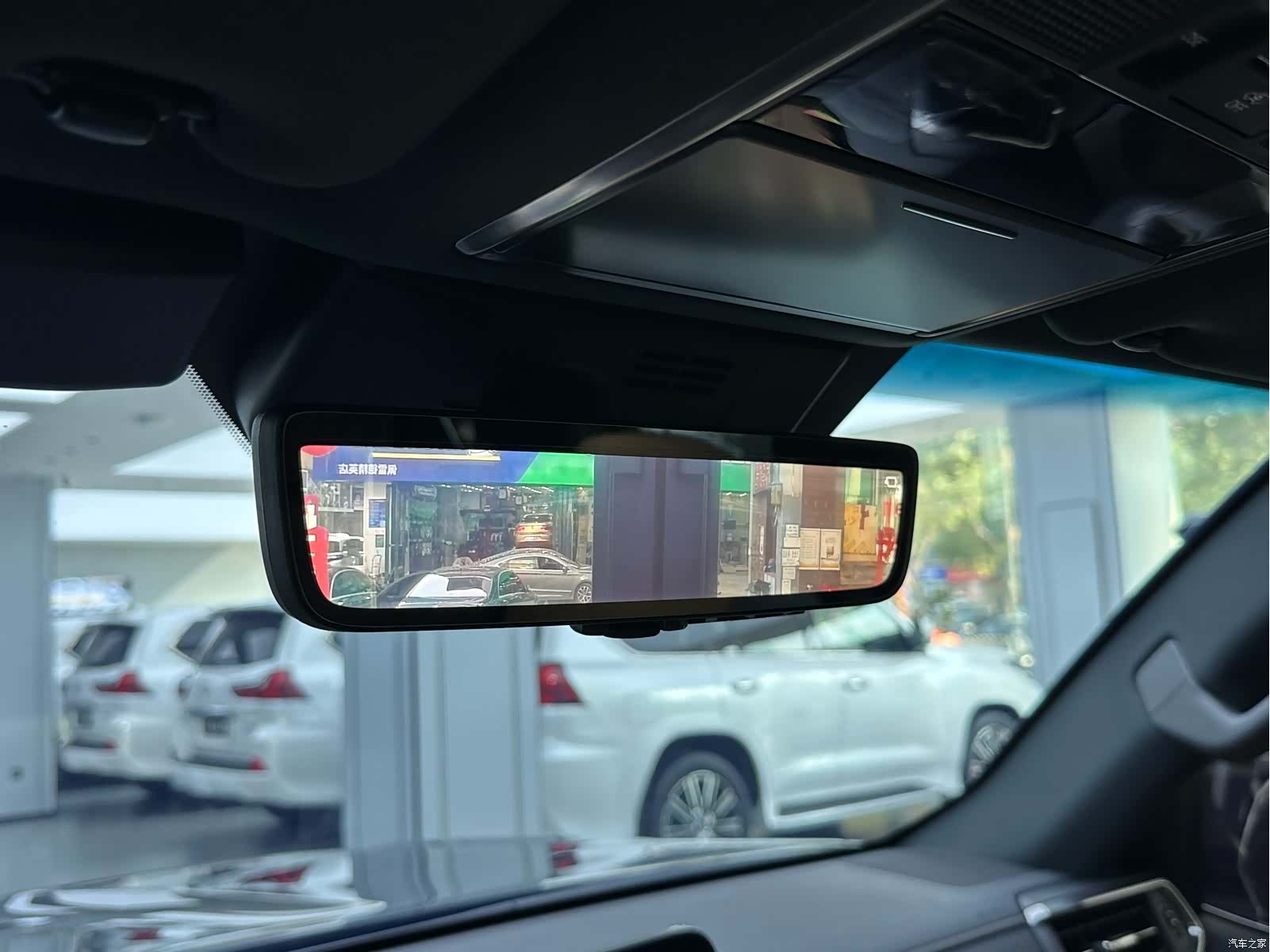 Lexus LX, 2025 16