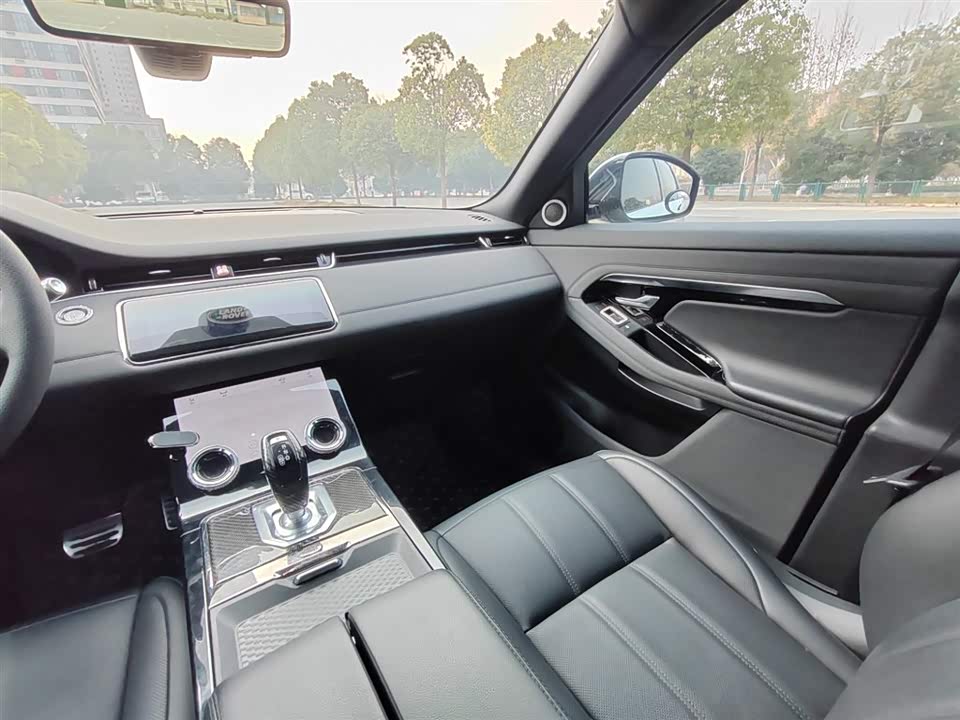 Land Rover Range Rover Aurora