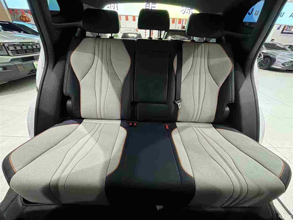 BYD Song, 2023 8