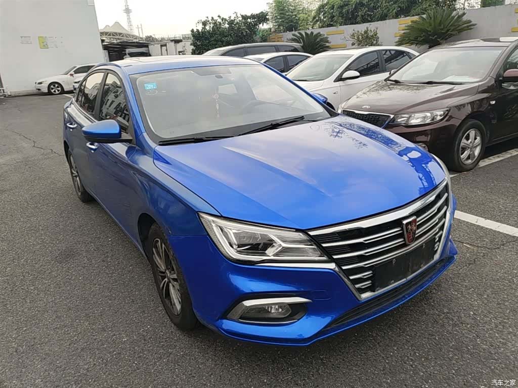 Roewe i5, 2019 4