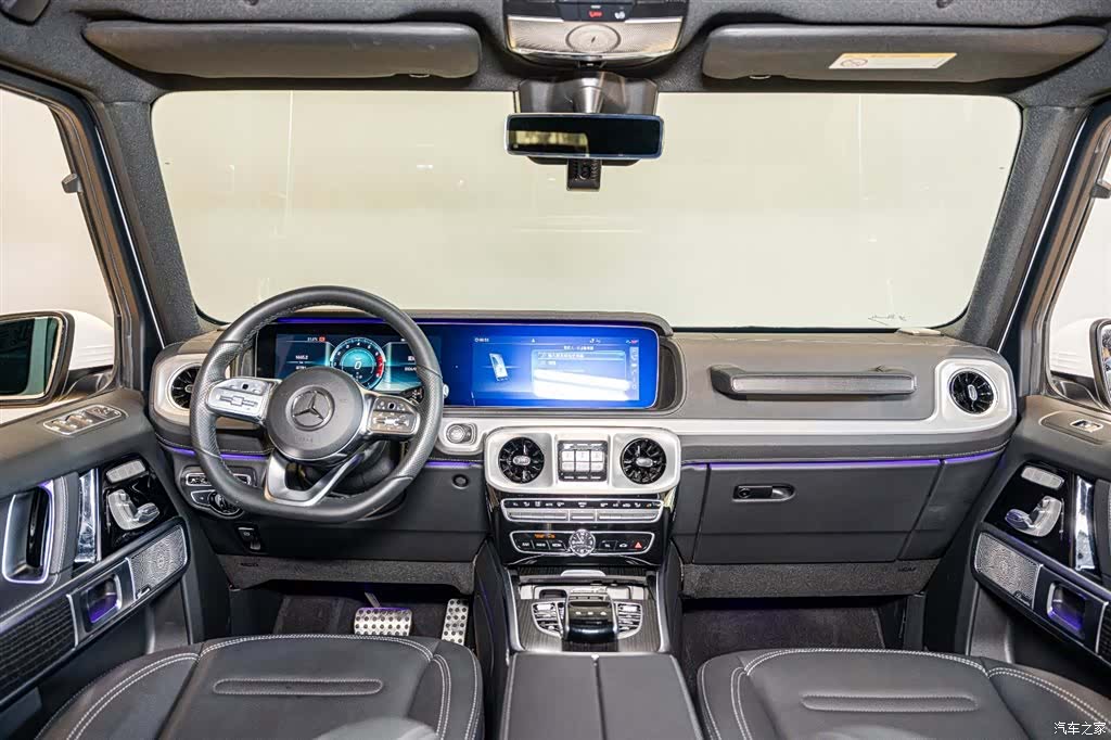 Mercedes-Benz G-Class, 2024 10