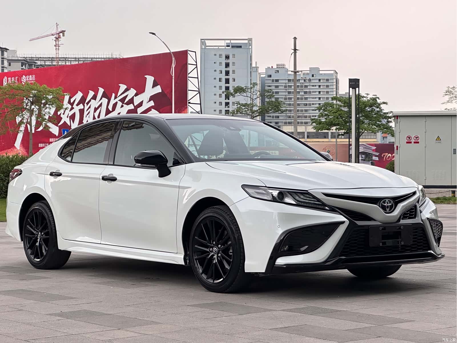 Toyota Camry, 2023 3
