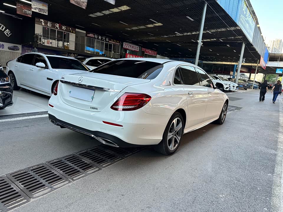 Mercedes-Benz E-class Mercedes-Benz E-class
