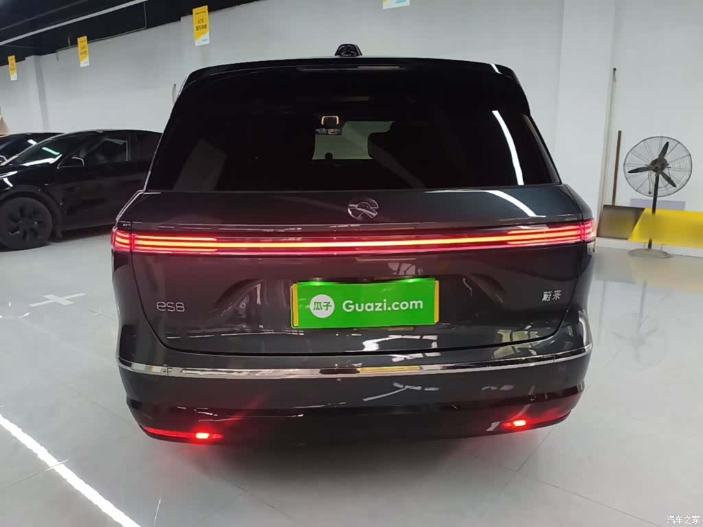 NIO ES8, 2025 4