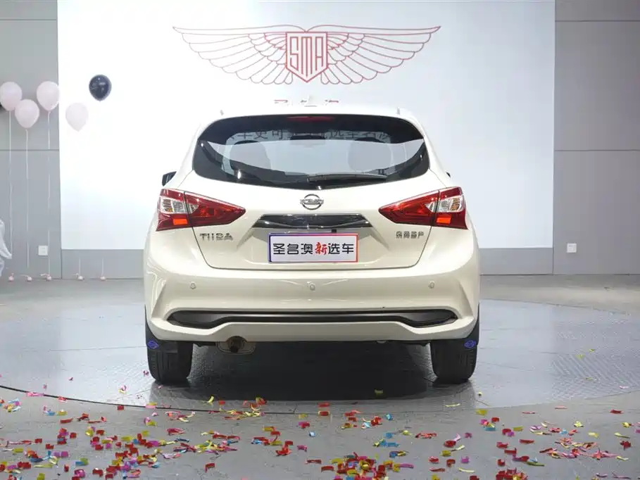 Nissan TIIDA