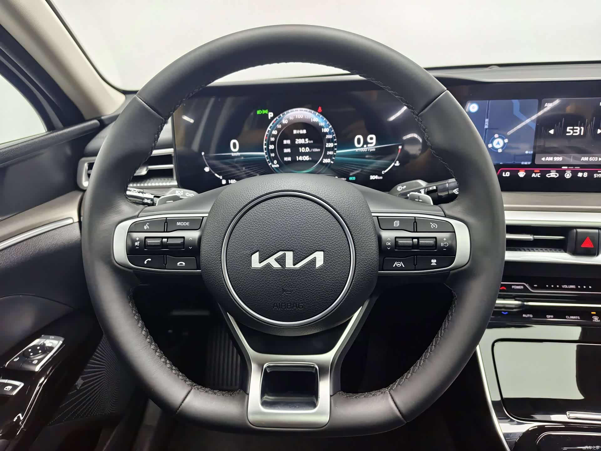 Kia K5, 2025 13
