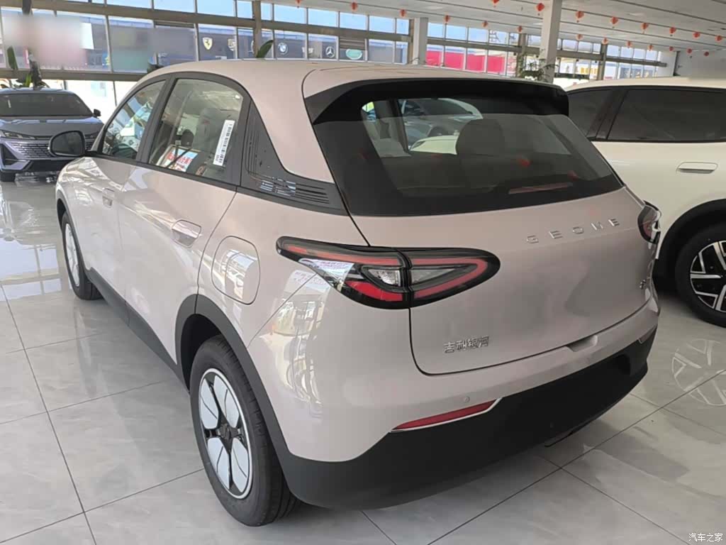 Geely Xingyuan, 2026 все фото