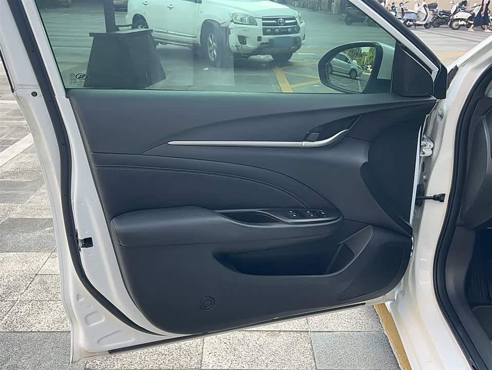 Buick Yinglang