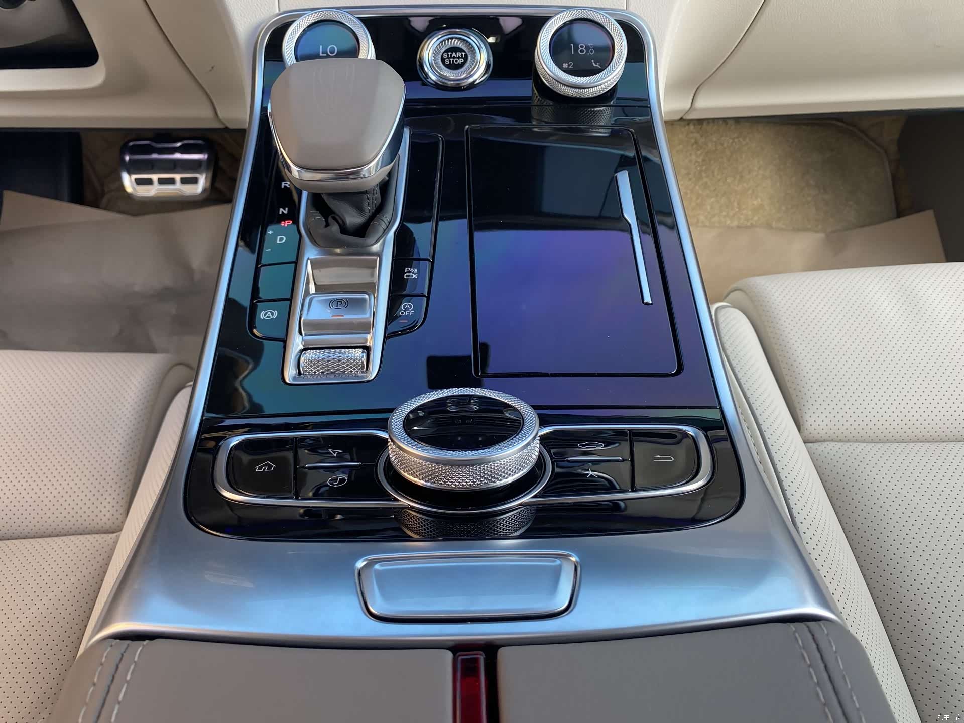 Hongqi H9, 2022 9