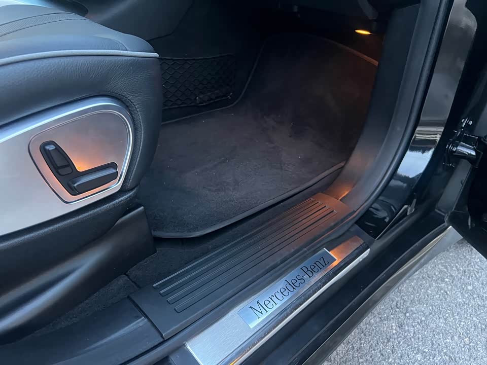 Mercedes-Benz R-class Mercedes-Benz R-class