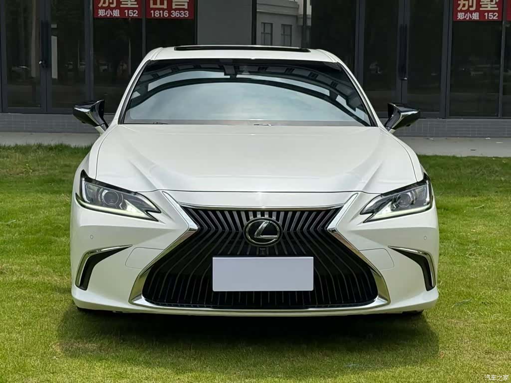 Lexus ES, 2021 2