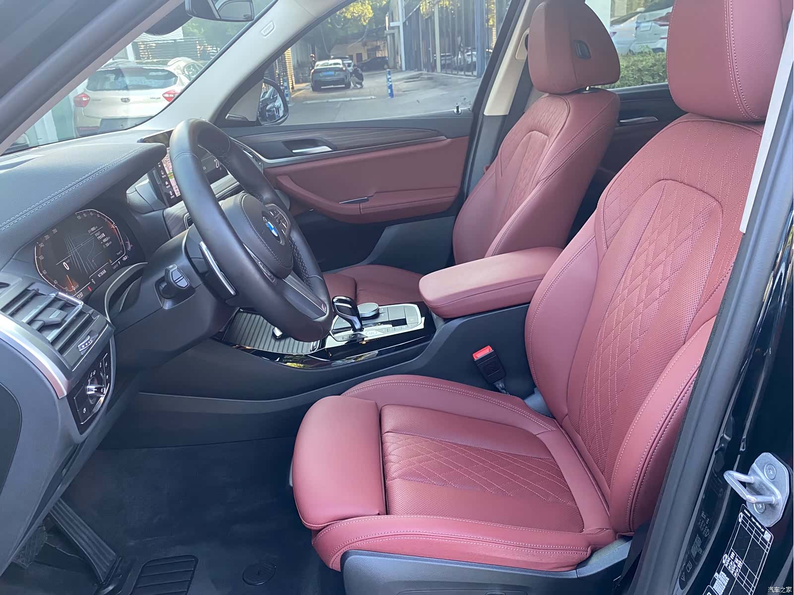 BMW X3, 2024 11