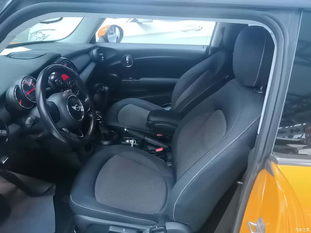 Mini ONE, 2015 15