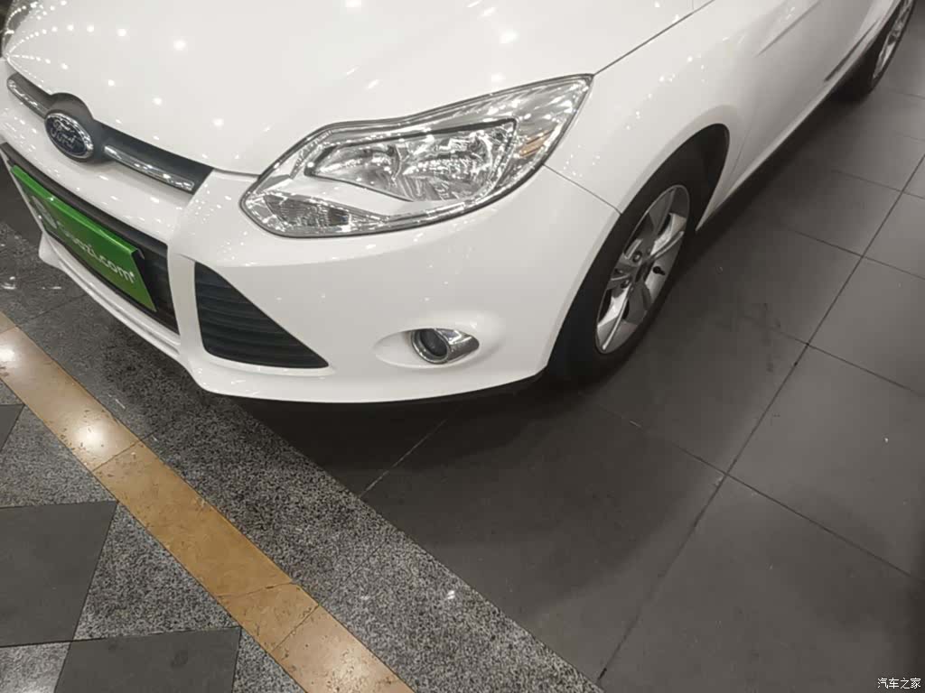 Ford Focus, 2014 24
