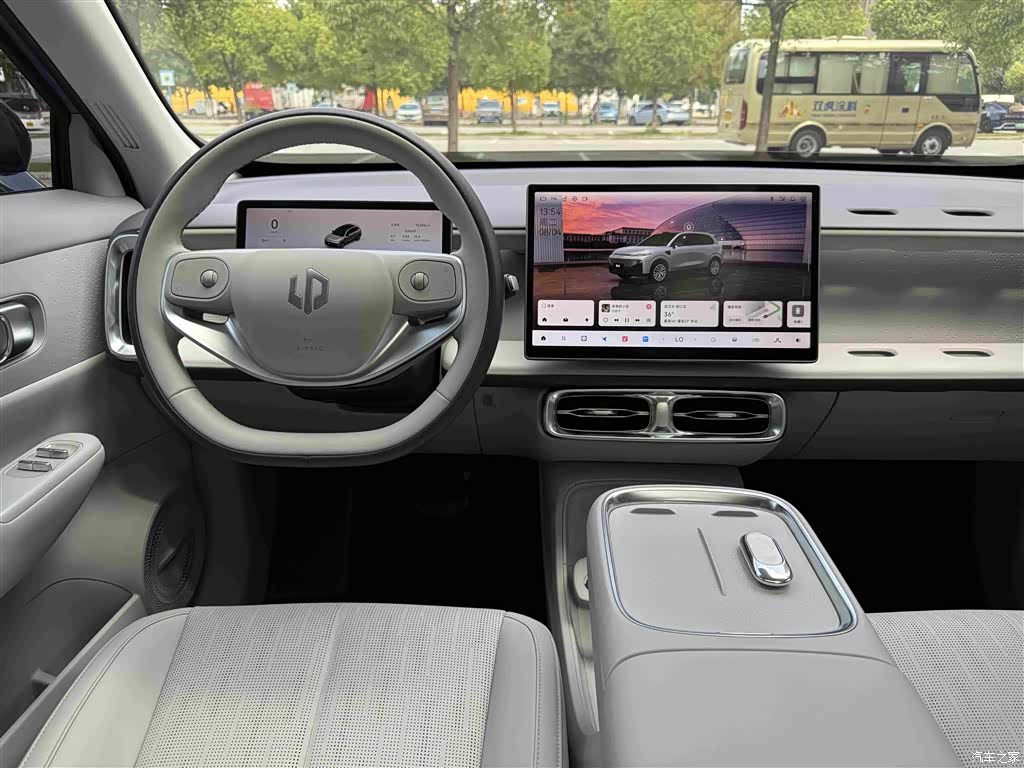 Leapmotor B10, 2025 20