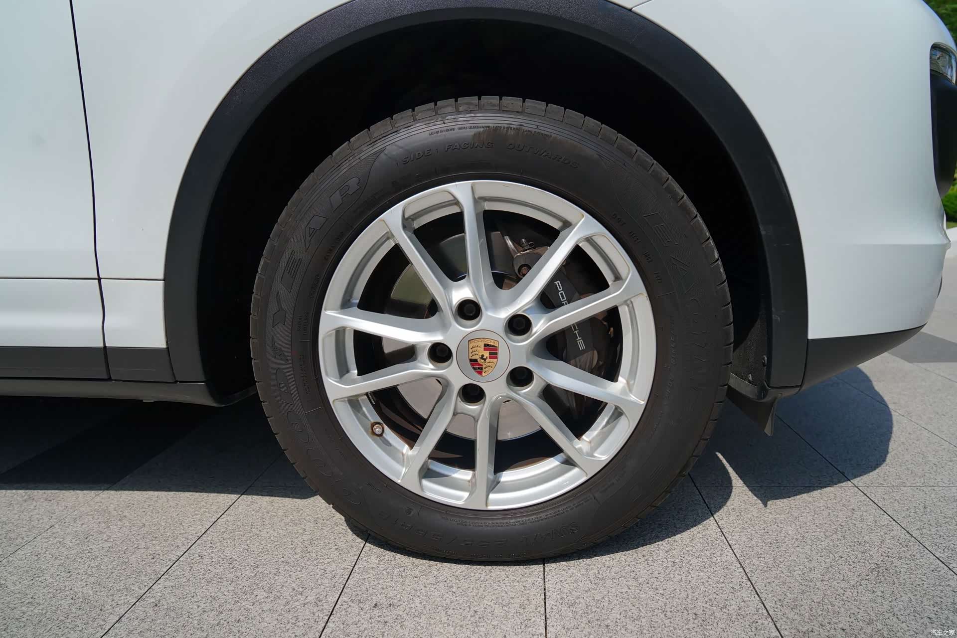 Porsche Cayenne, 2015 16