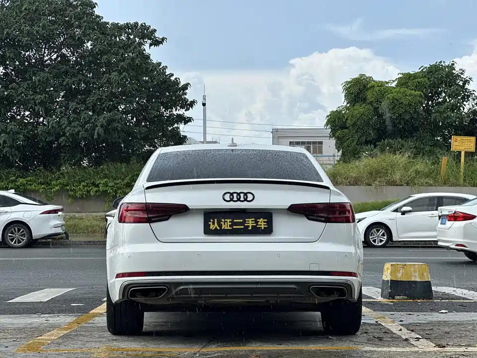 Audi A4L