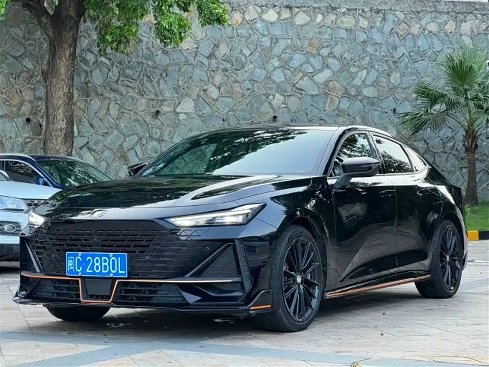Changan UNI-V