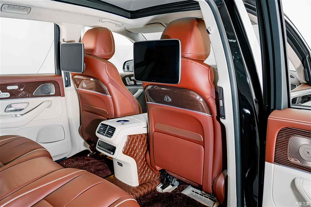 Maybach GLS, 2023 22