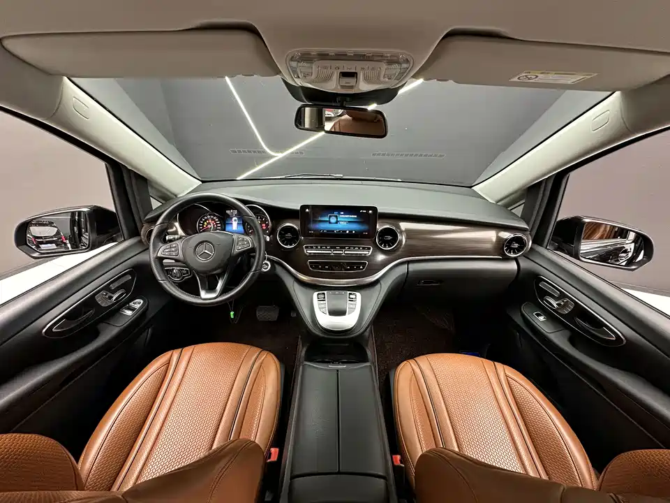 Mercedes-Benz V-class