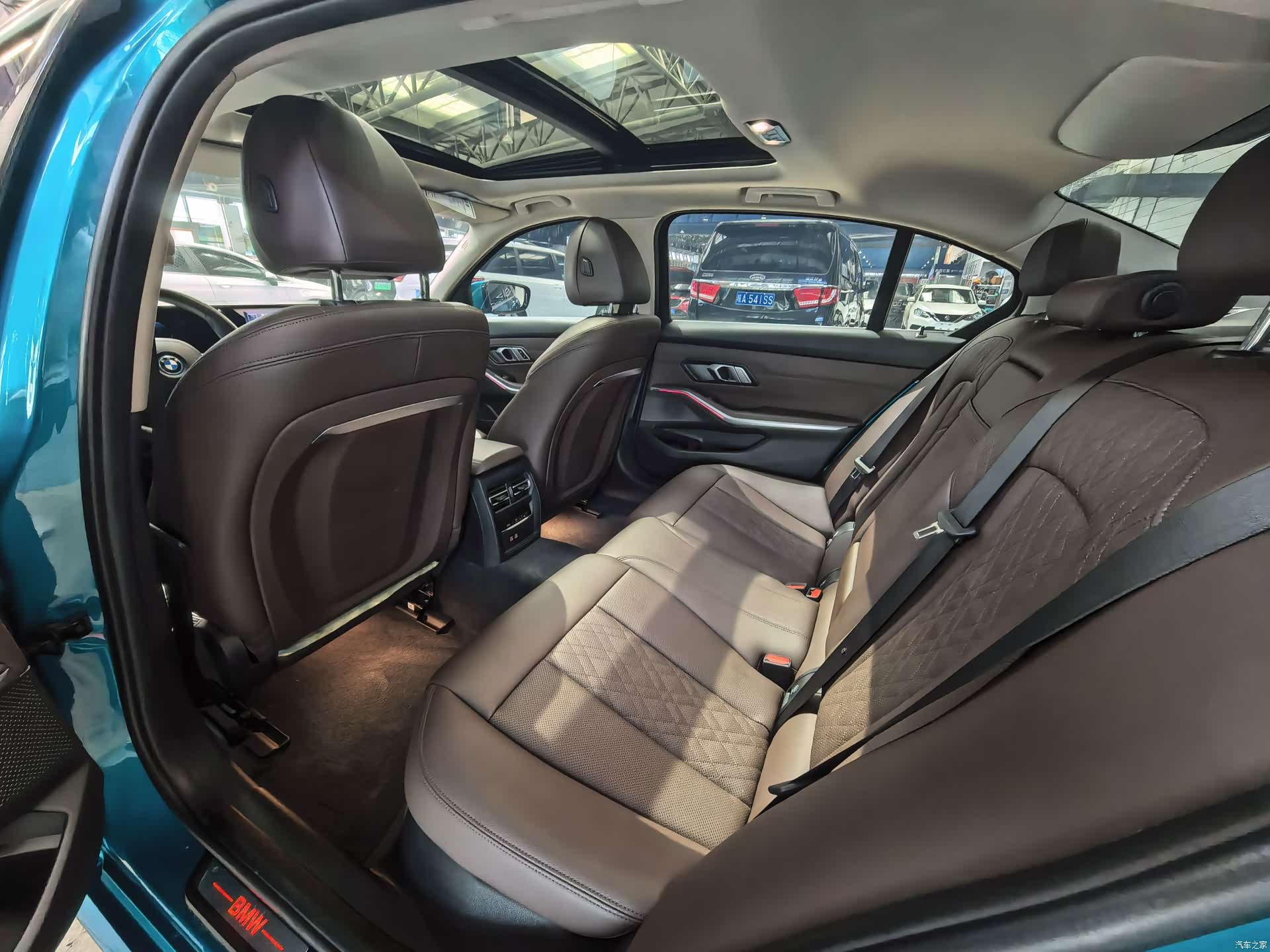 BMW i3, 2023 6
