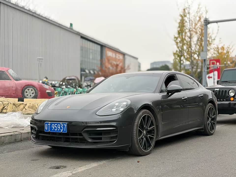 Porsche Panamera