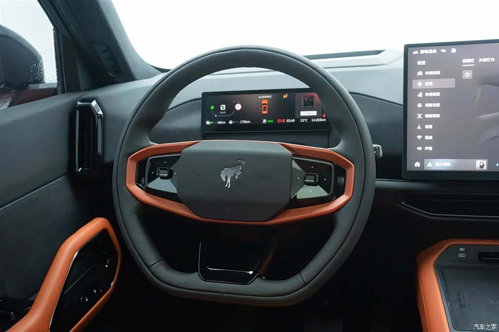 Ford Bronco, 2025 22