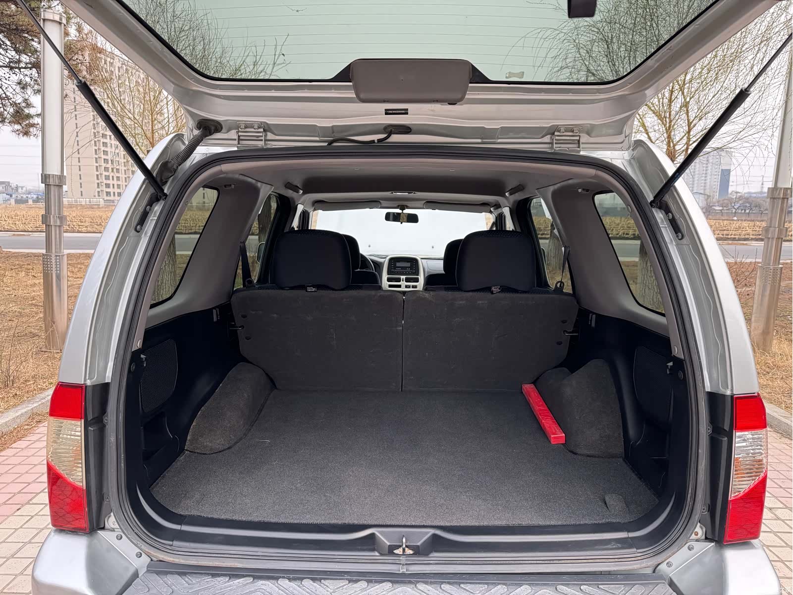 Nissan Paladin, 2015 9