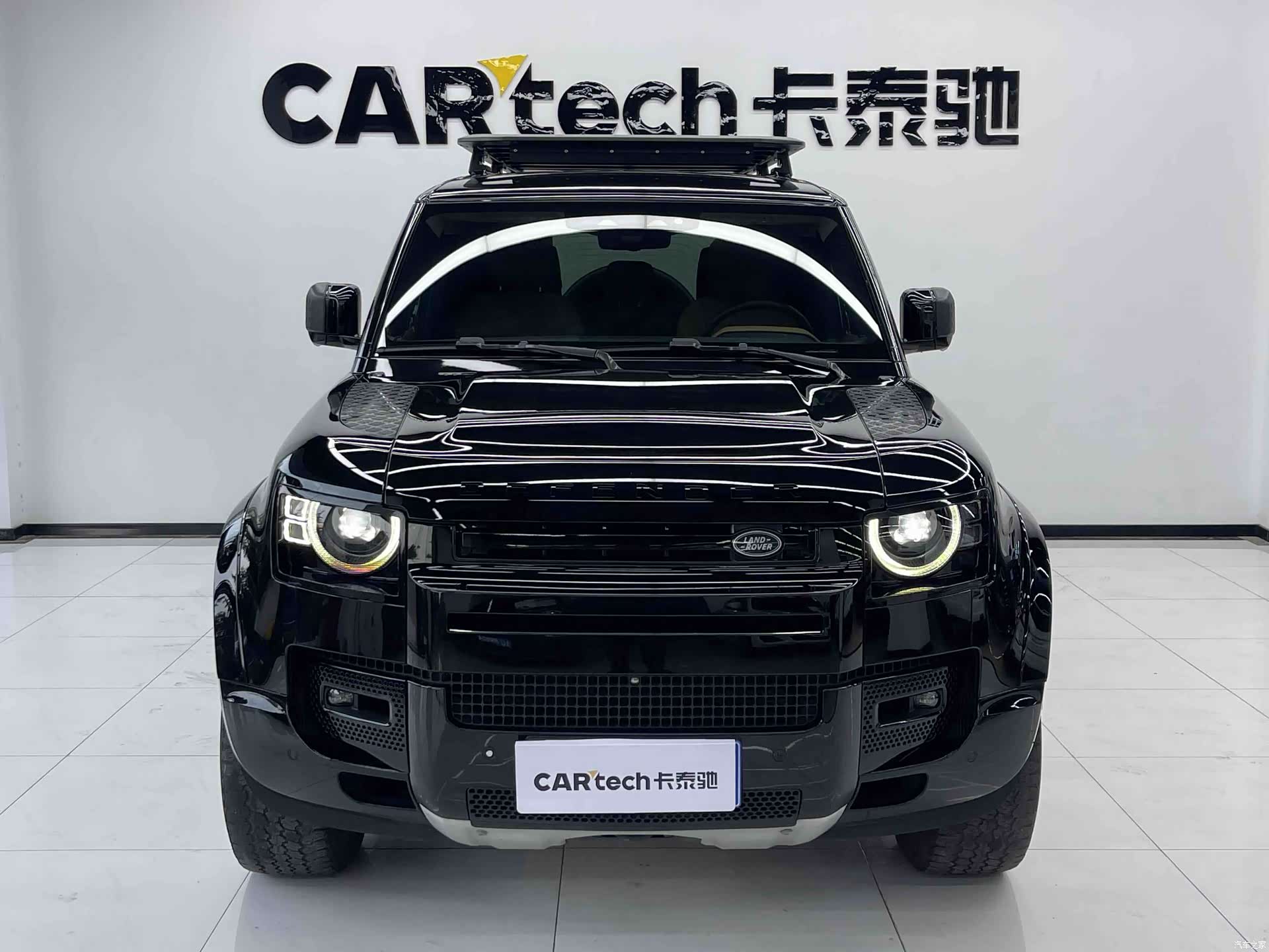 Land Rover Defender, 2024 2