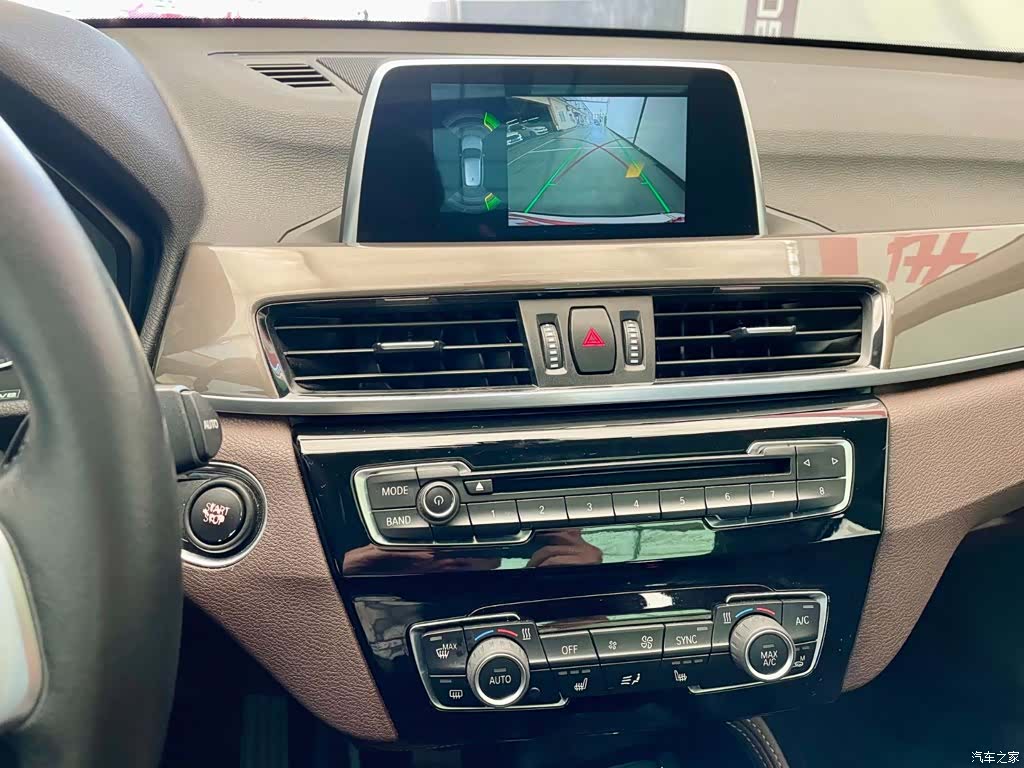 BMW X1, 2018 11