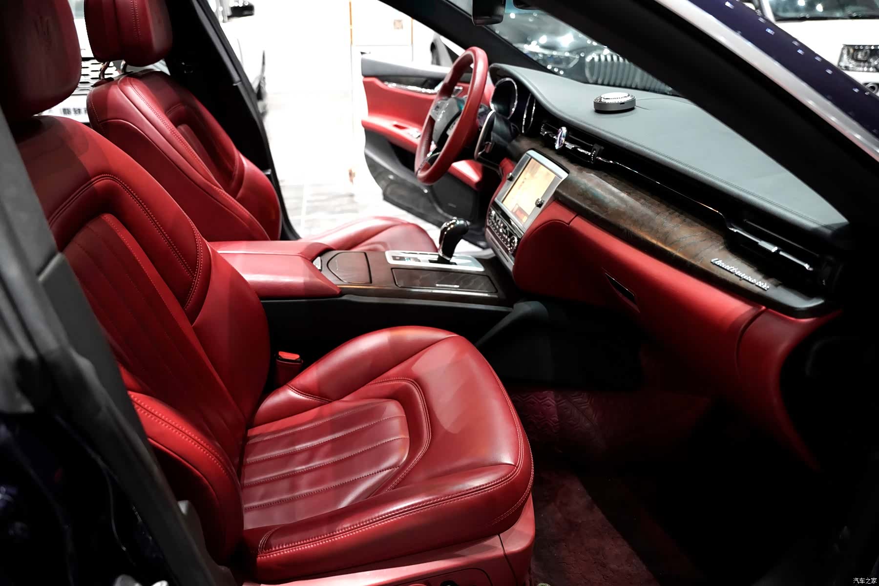 Maserati Q4, 2016 11