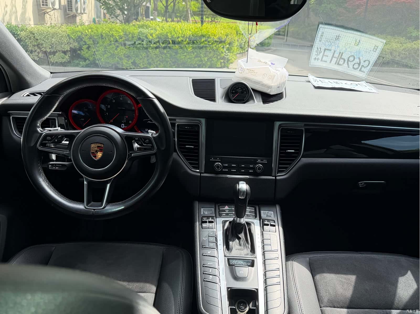 Porsche Macan, 2018 9