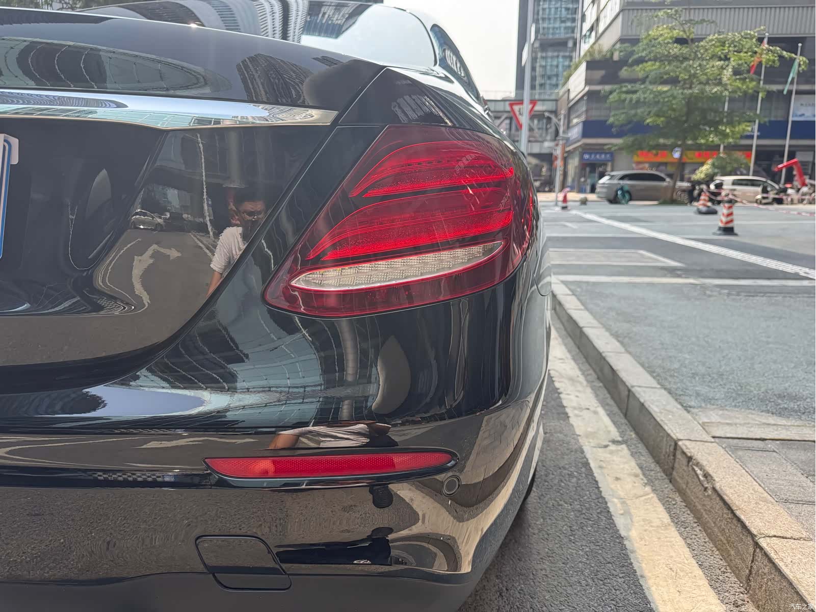 Mercedes-Benz E-Class, 2019 10