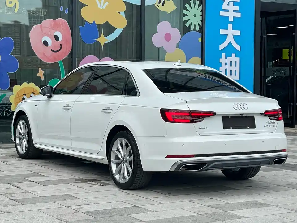 Audi A4L