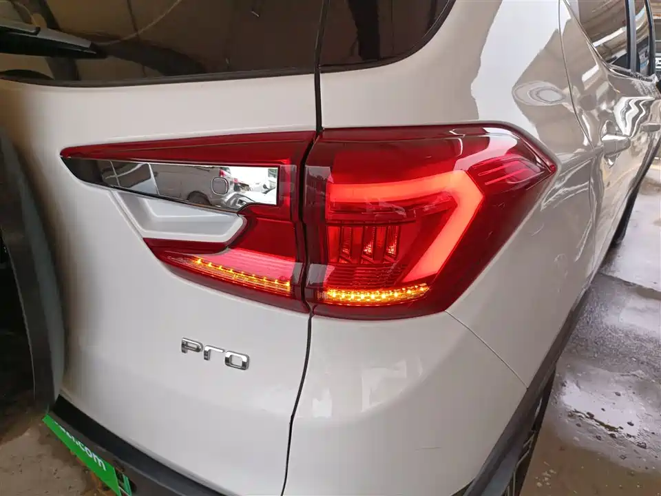 BYD Yuan Pro BYD Yuan Pro