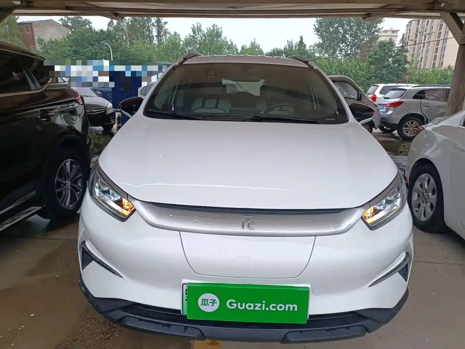 BYD Yuan Pro BYD Yuan Pro