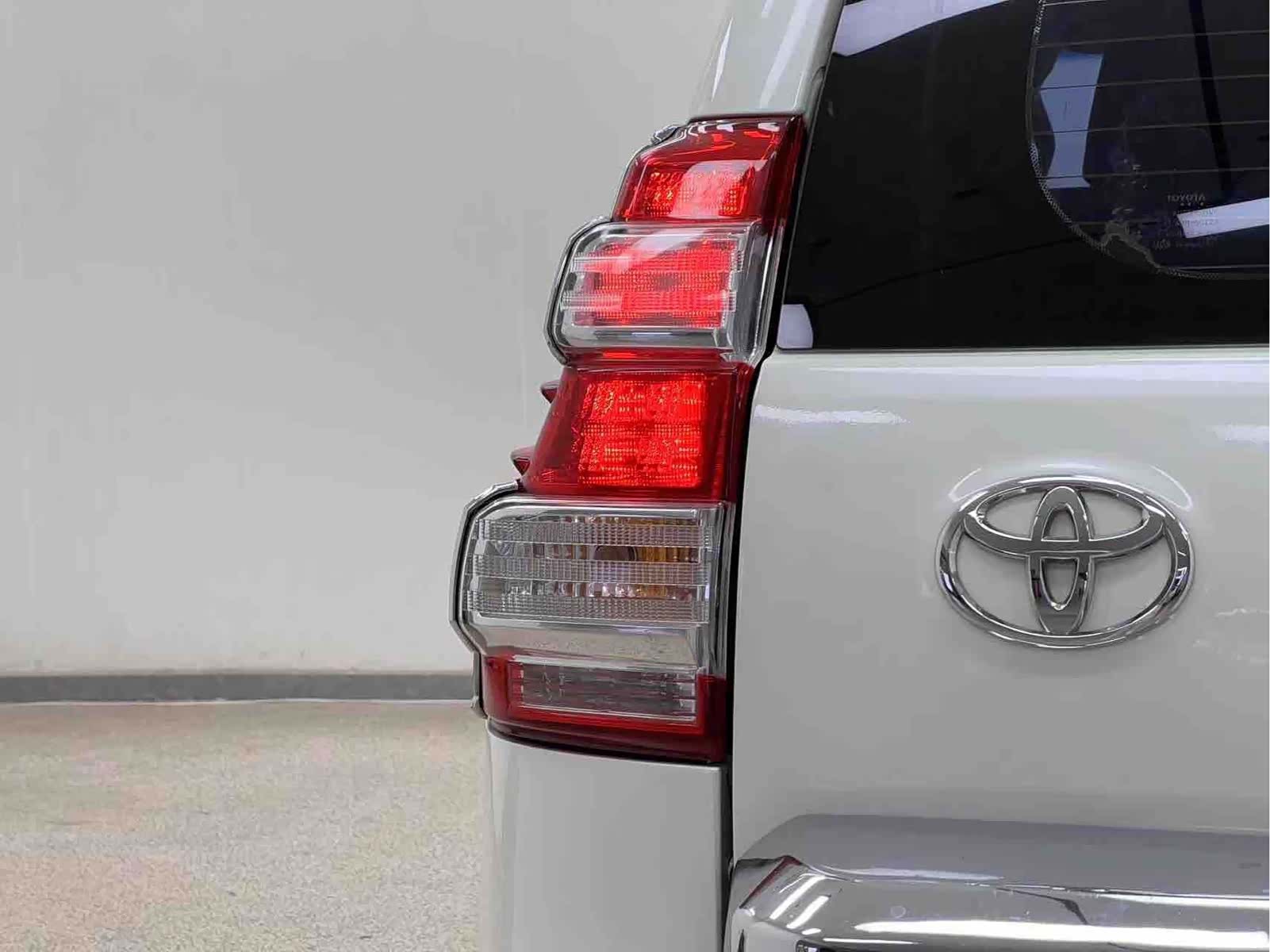 Toyota Prado, 2017 7