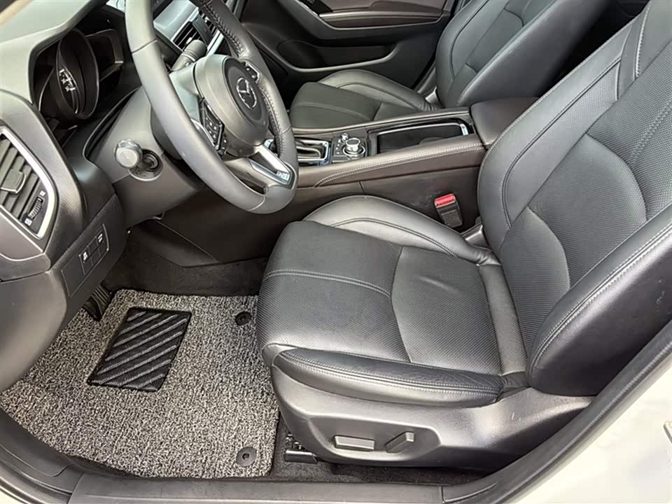 Mazda 3 Angkesaila