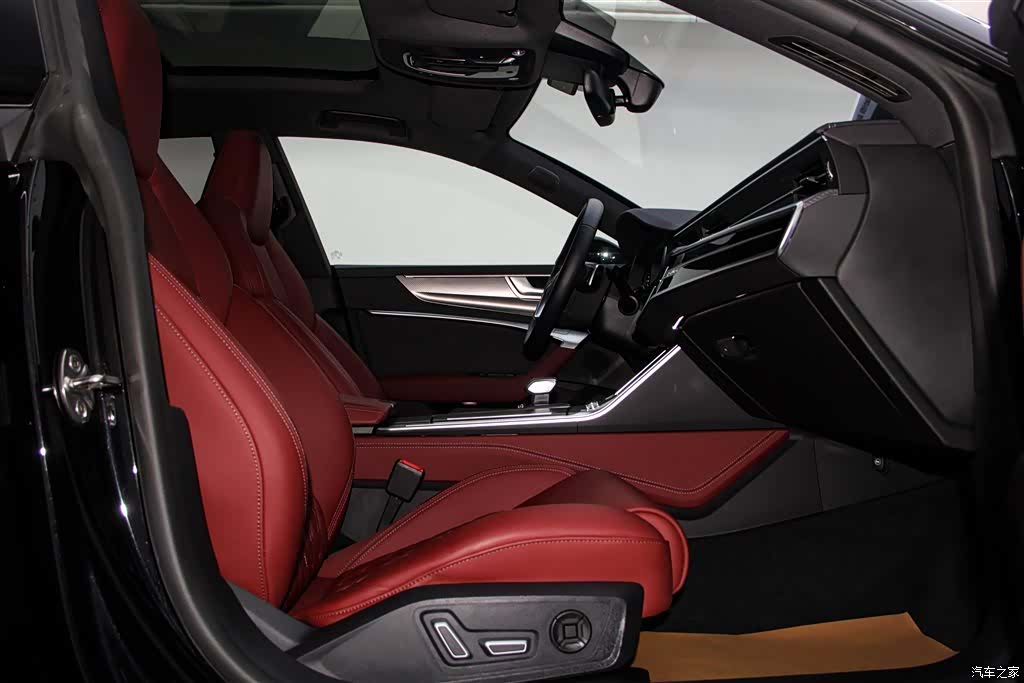Audi A7L, 2025 18