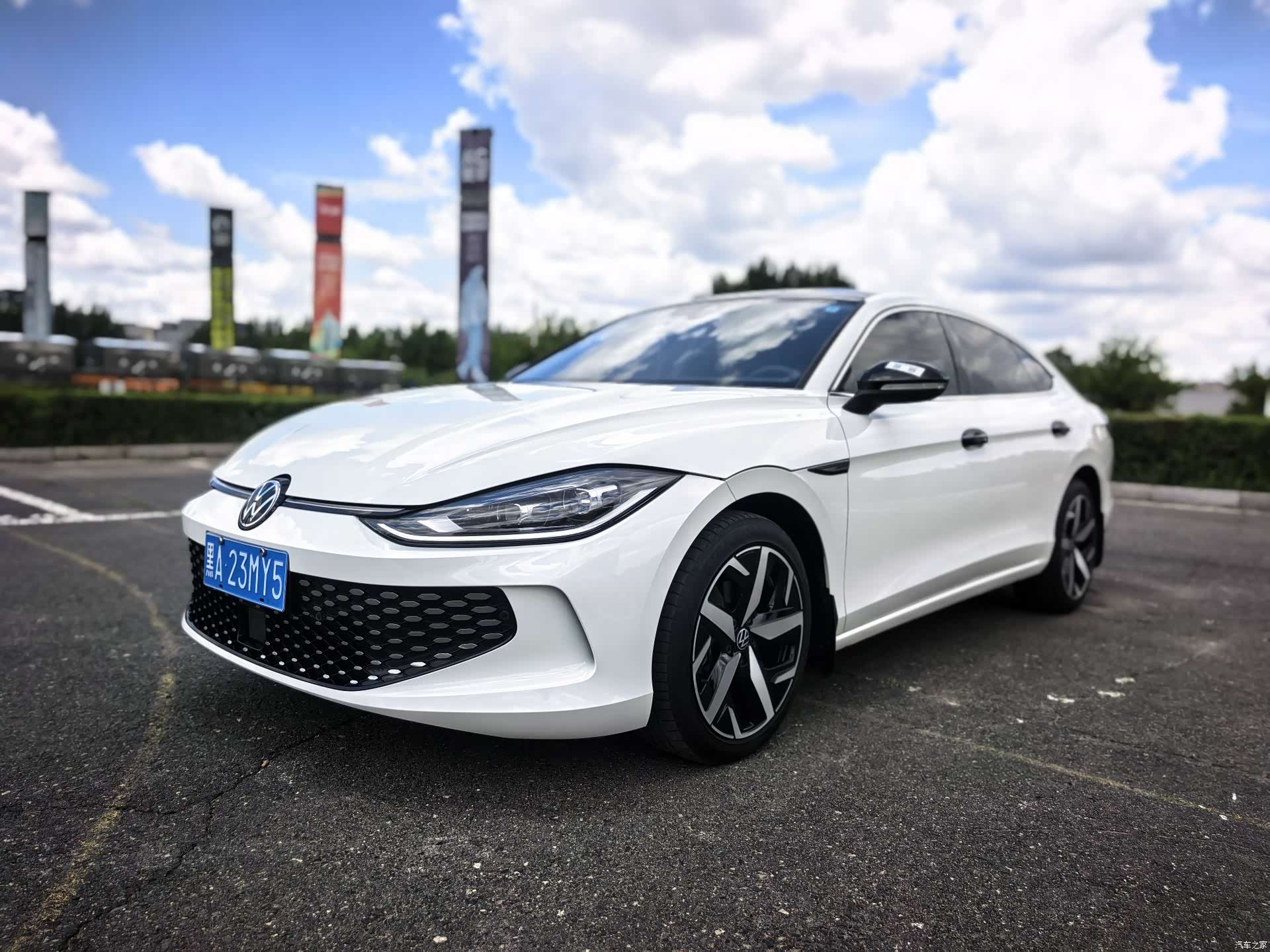 Volkswagen Lamando, 2023 1