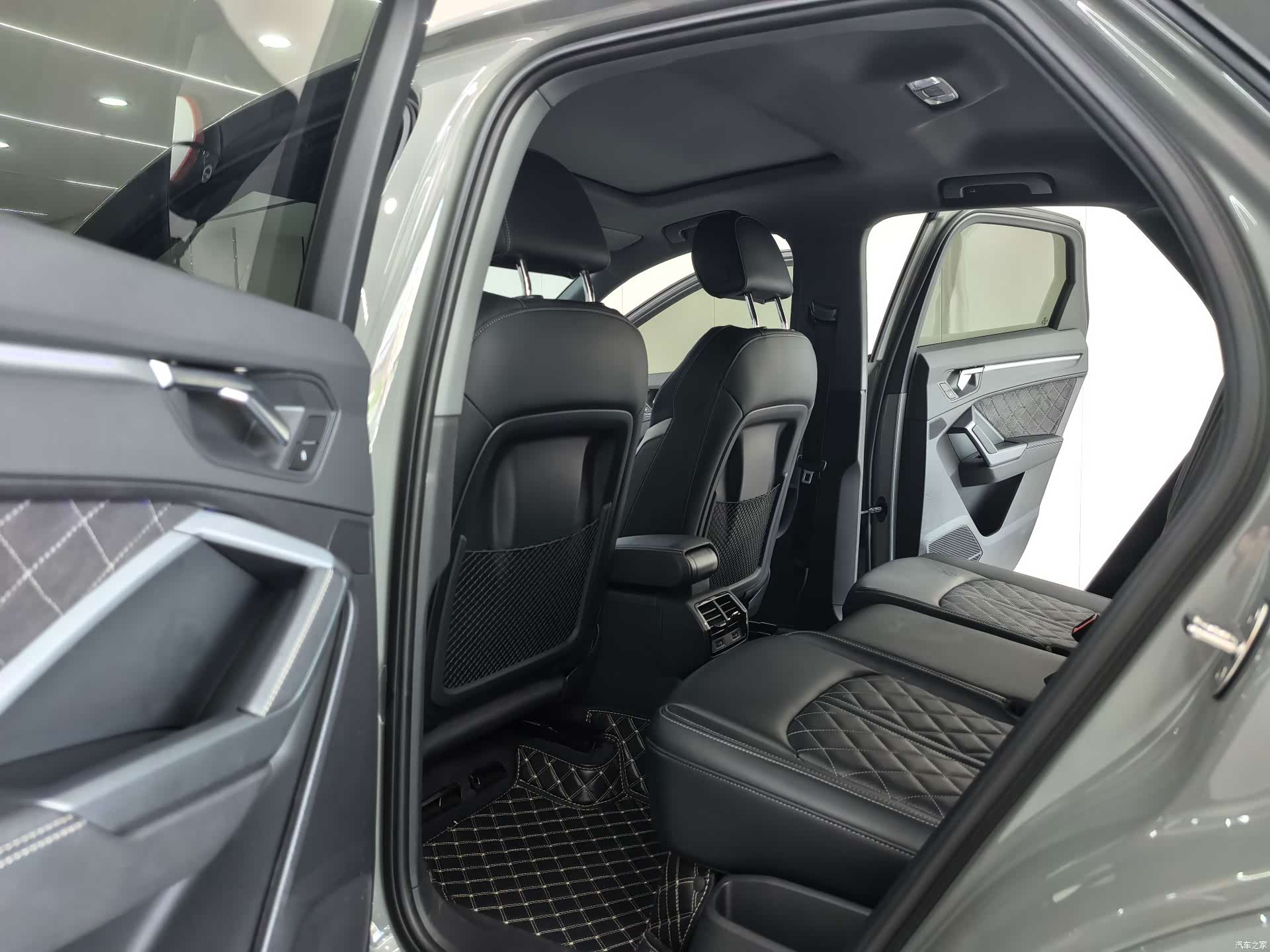 Audi Q3, 2024 8