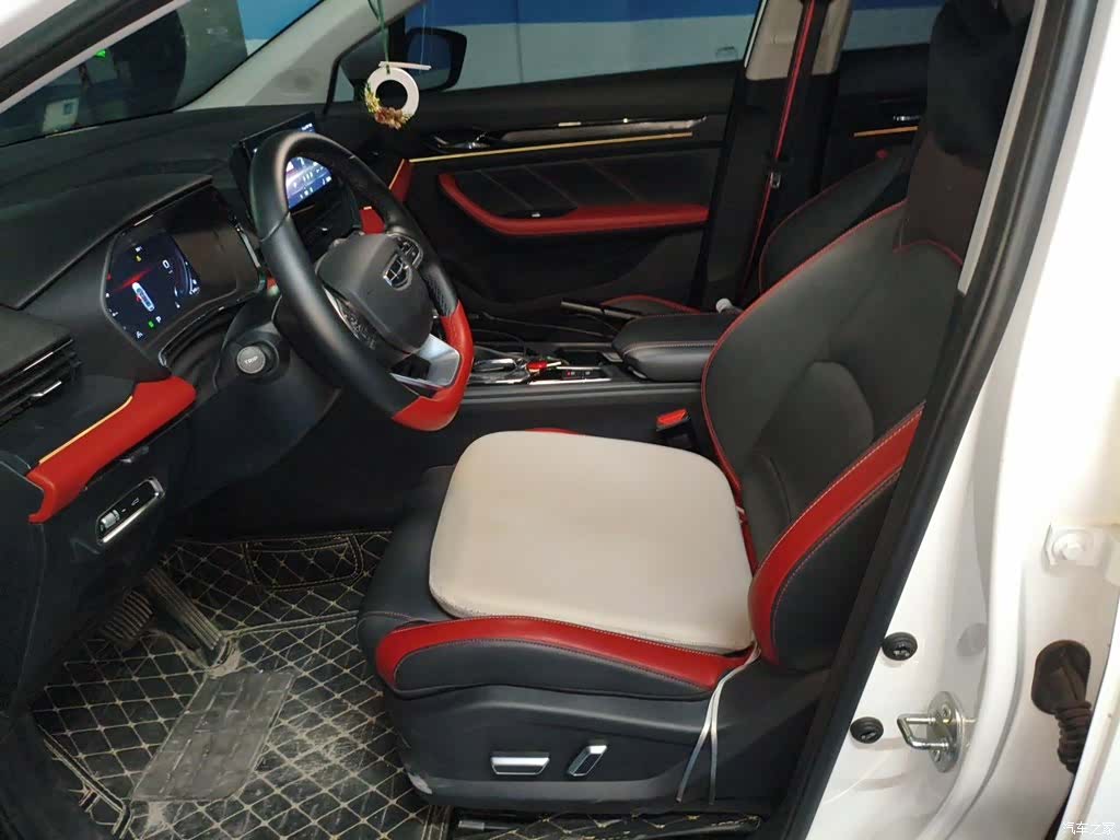Geely Emgrand, 2023 8