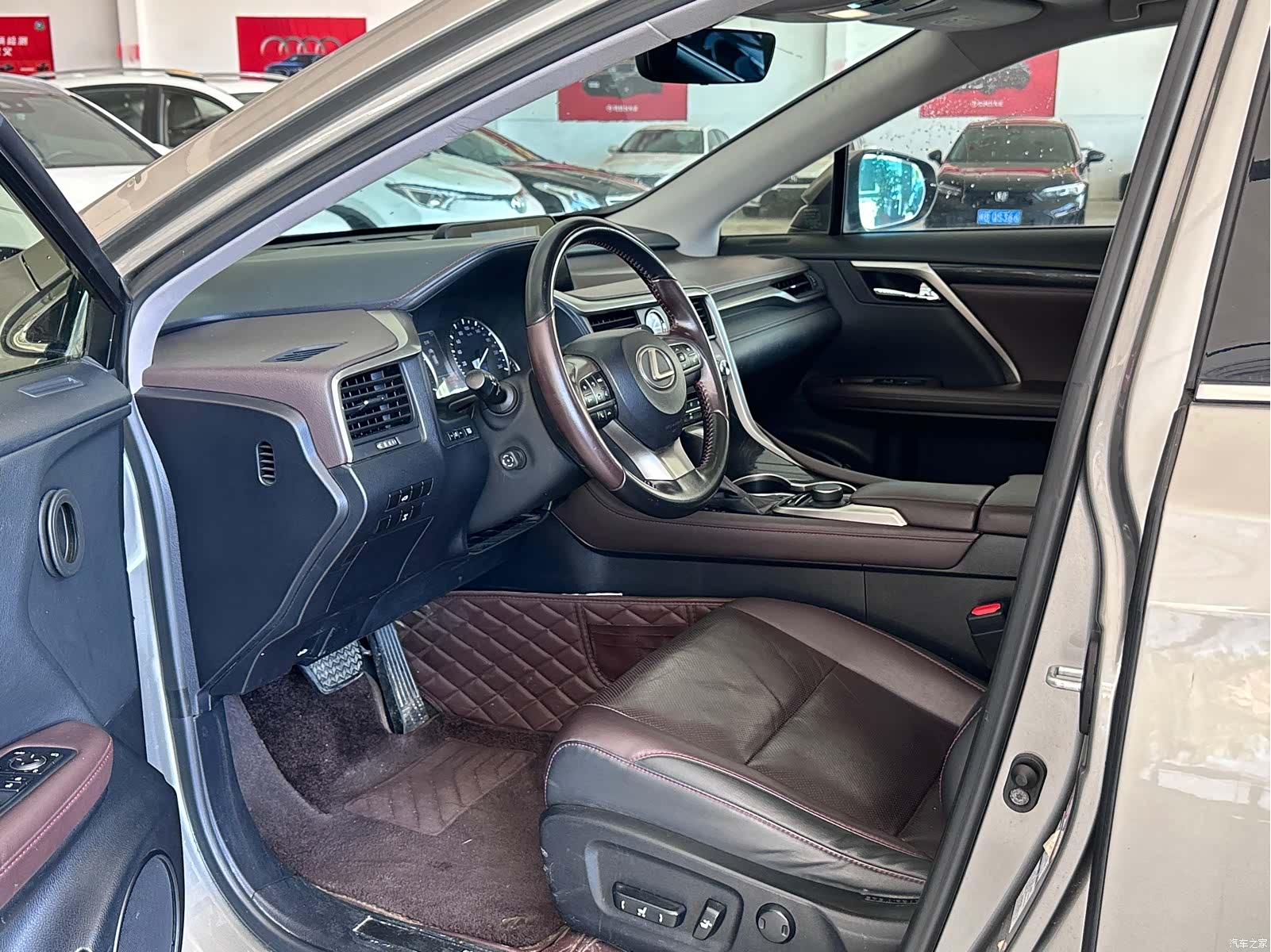 Lexus RX, 2018 4